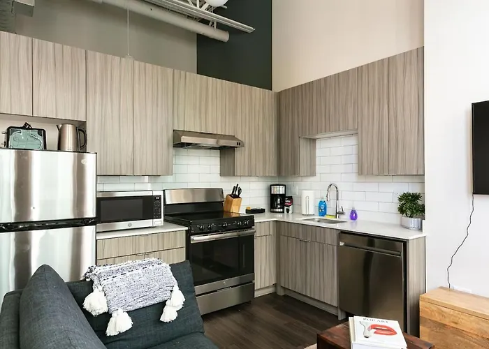 Сasa de vacaciones Downtown Mich Ave - 6 Penthouses, Sleep 25 *